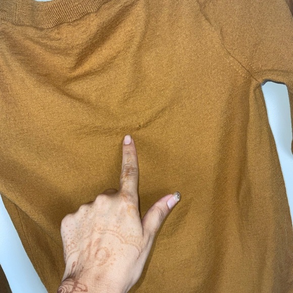 J. Crew Cognac Tan Wool Crew Neck Sweater w. 3/4 Sleeves | Size S - Picture 3 of 8